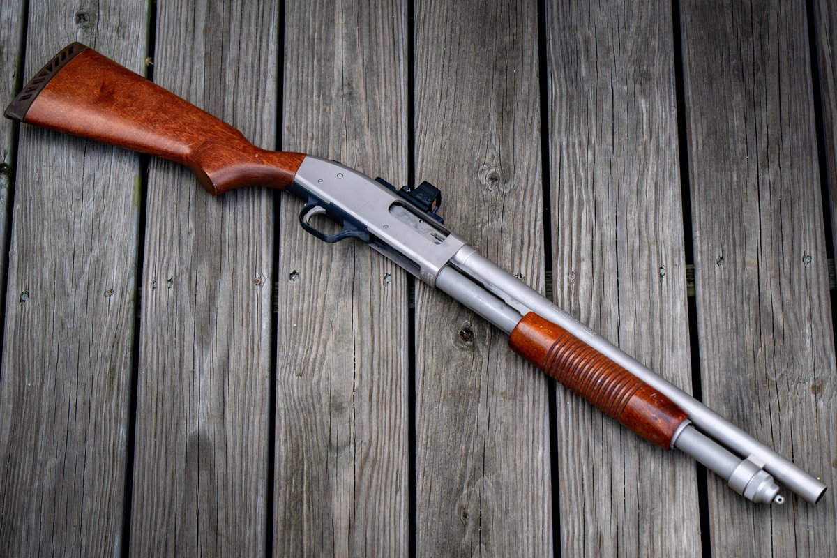 Mossberg tweet media