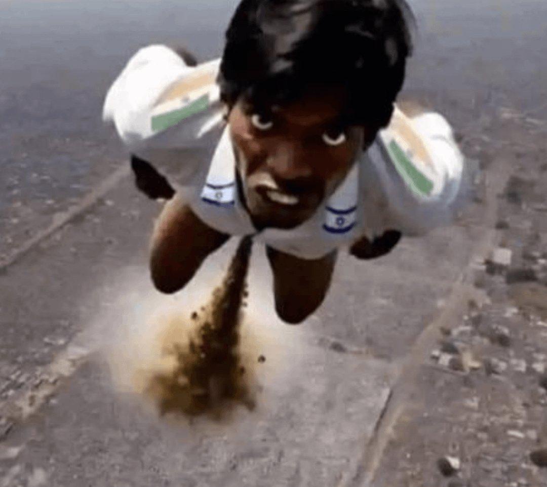 타야다 tweet media