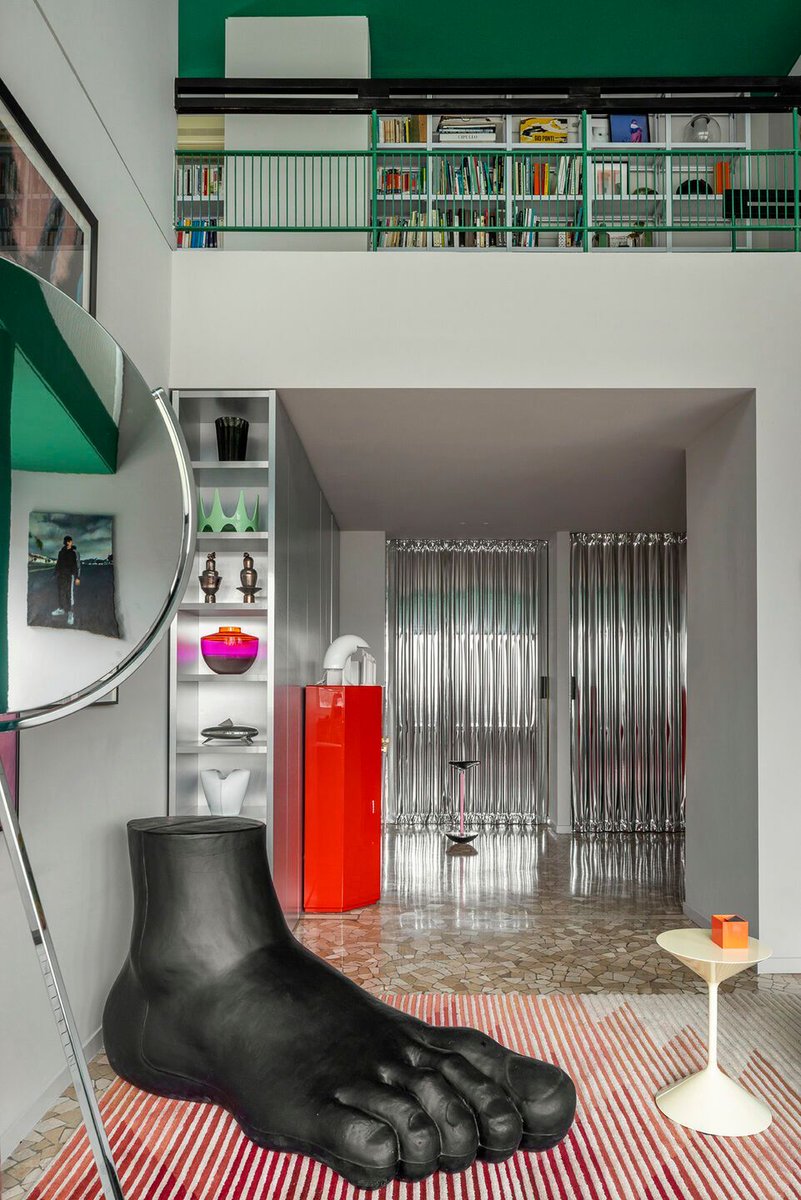 Archello's tweet image. Calvi Brambilla and Partners shape HOUSE CB through colour, material contrast, and movable elements. 
archello.com/project/house-… 

#InteriorArchitecture #MaterialContrast #SpatialDesign