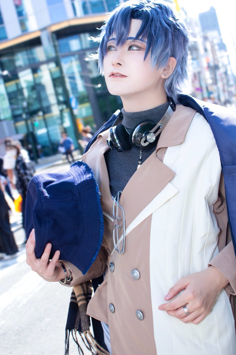 shell13complex's tweet photo. cosplay |フィガロ
アクト・スイッチ
････━━━━━━━━━････

　　街並みの中で感じる
　　　　春の陽気。

････━━━━━━━━━････
Photo:@milk_tm5 
#まほやく_cos #mhyk_cos https://t.co/azKmMsrwYi