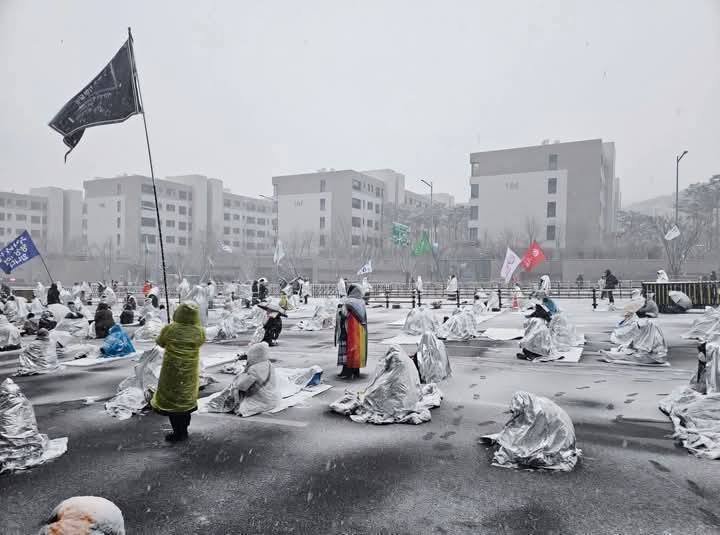 Cock and Bull tweet media