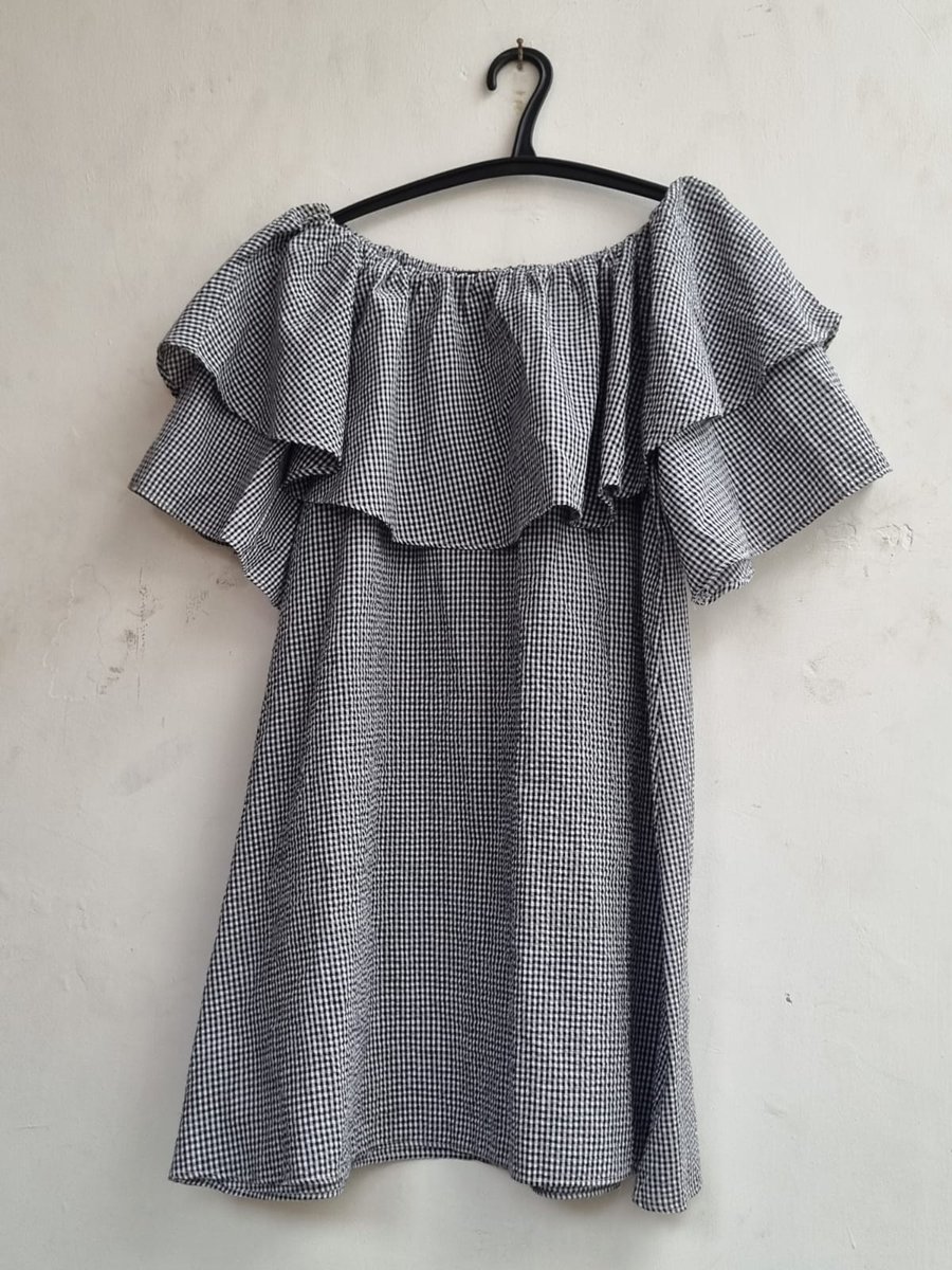 stoocp's tweet photo. @samattoki dress off shoulder kakk masi good condi + dapet sabuknya 65k https://t.co/mXbWc3I3aT