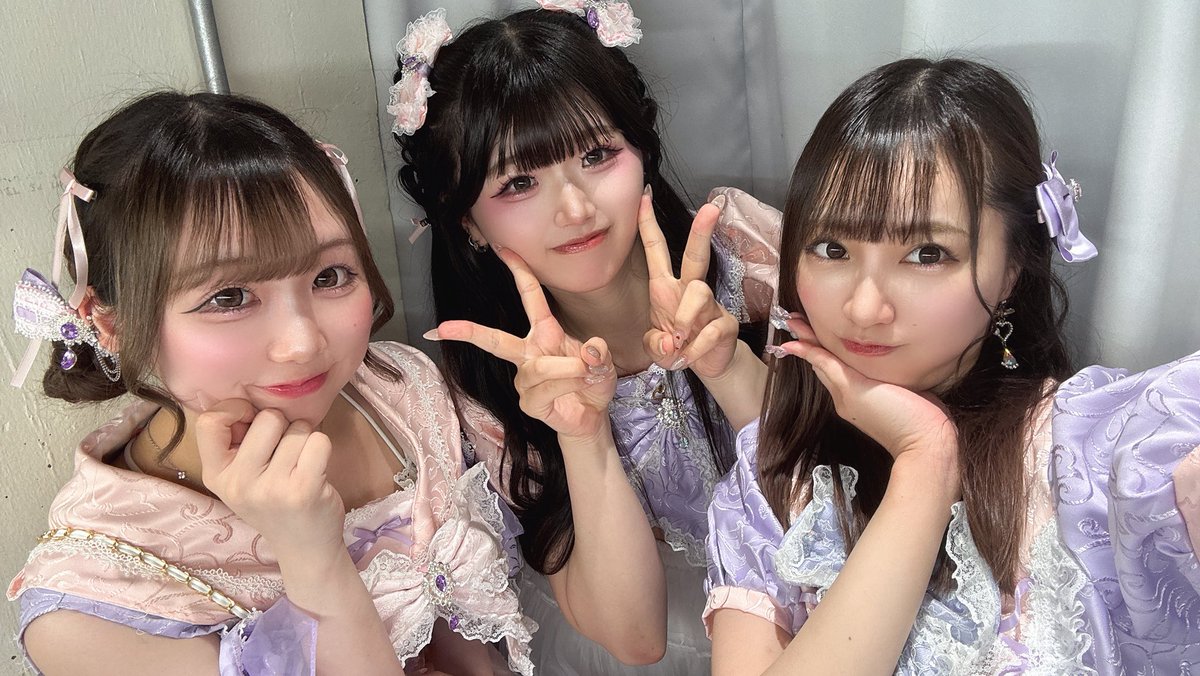 新メンバー初ライブでした🧏🏻🩷
ありがとうございました🤸

とっても緊張したでした！！！
これから頑張って成長していきたいです！
これからよろしくお願いします！🫶🏻