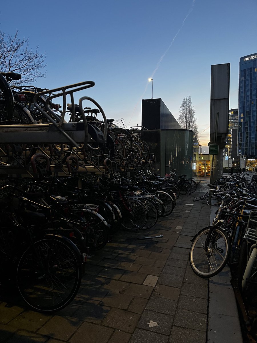 ldymele's tweet photo. My beloved Btwin beige folding bike was stolen at Amsterdam Zuid station. I locked my bike together with the bicycle rack on Sun, 29 March at 1pm and on 31 March around 2pm, 2 days after, my bike was gone! Anyone who spotted this unique cute bike in Amsterdam, plz contact me!!!! https://t.co/oPVz4KUixD
