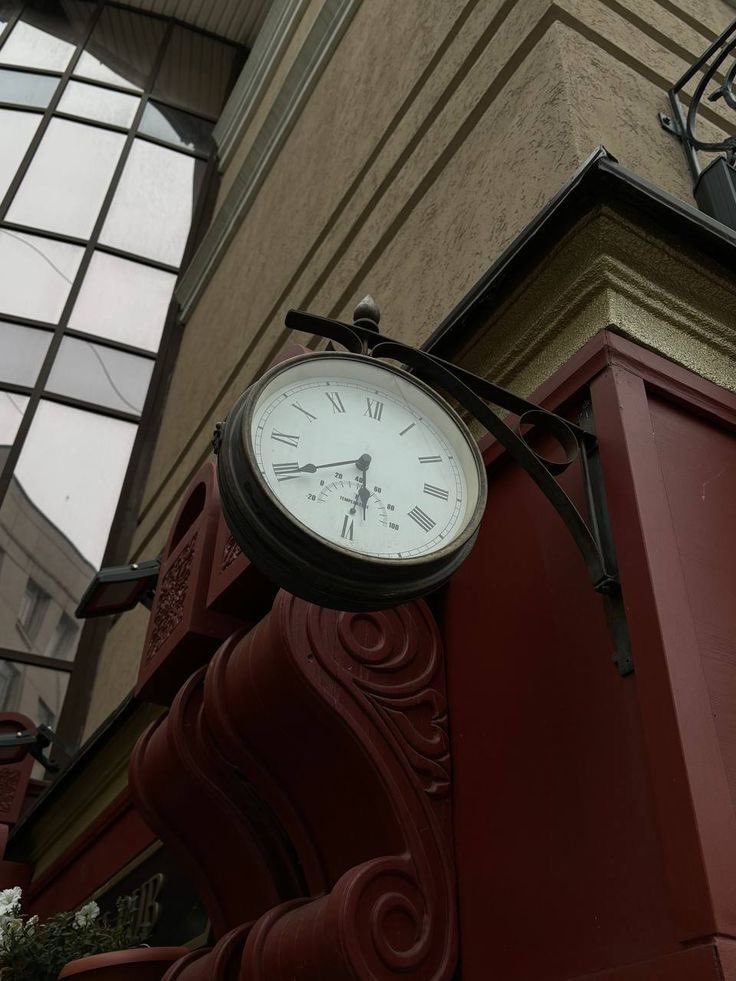 the girl with 𝘸𝘩𝘪𝘮𝘴𝘪𝘤𝘢𝘭 𝘥𝘳𝘦𝘢𝘮𝘴 ꫂ❁ tweet media