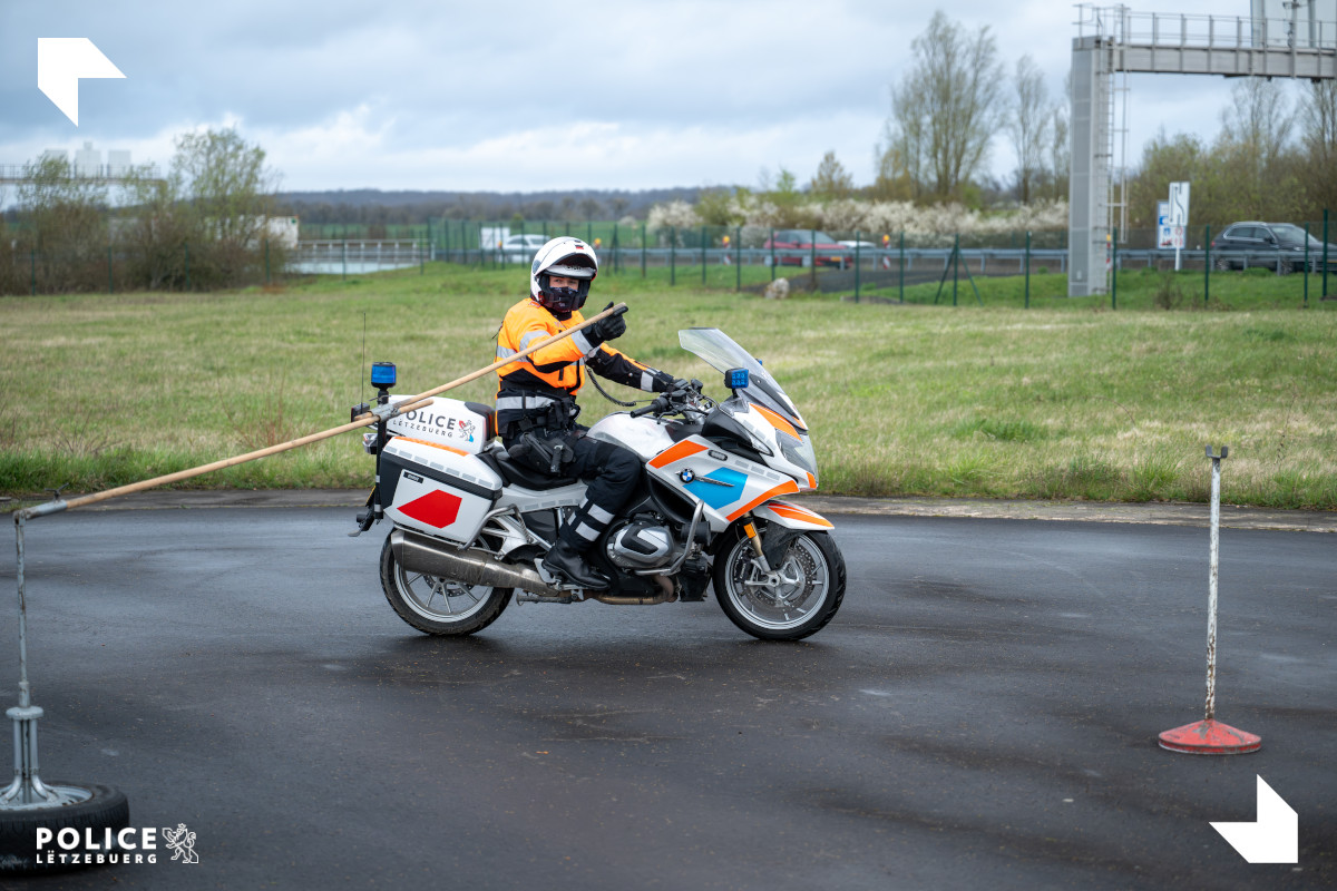 Police Luxembourg tweet media
