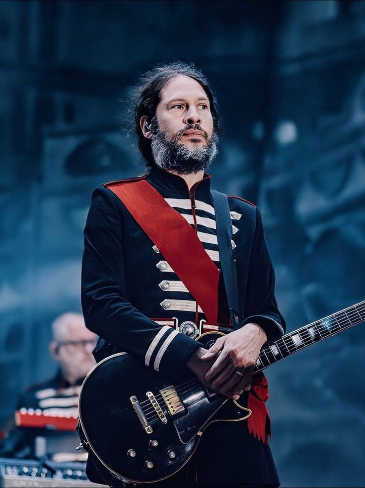 RAYPOLLO ꓘ⊏R 🗡️ 📿🍉🐎 tweet media