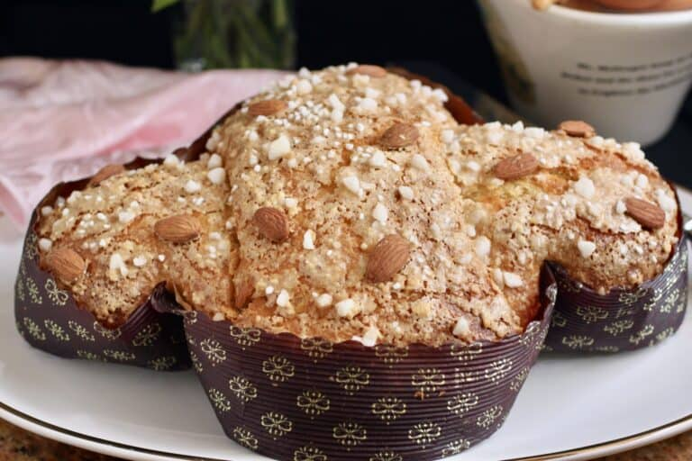 🐣✨ Celebrate Easter the Italian way with Colomba di Pasqua — a dove‑shaped sweet bread rich with almonds &amp; candied peel.

Recipe by @ChristinasCucina 

christinascucina.com/traditional-it…

#EasterTradition #ItalianFood #CPOHealth #CanadianPharmacy