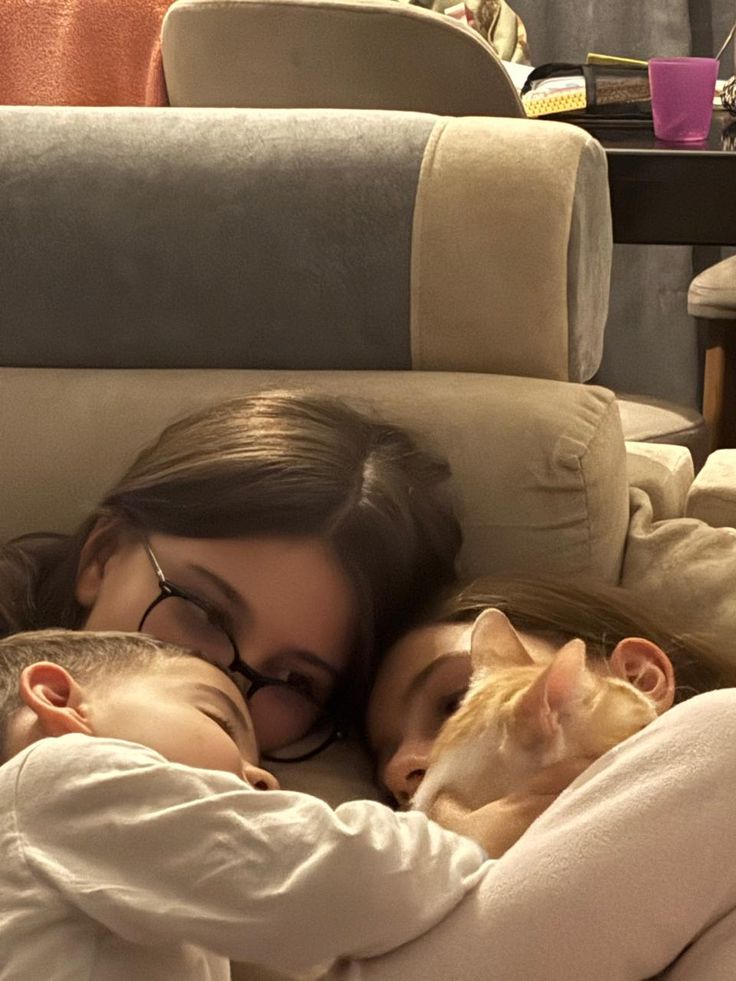 manon ⚢ tweet media