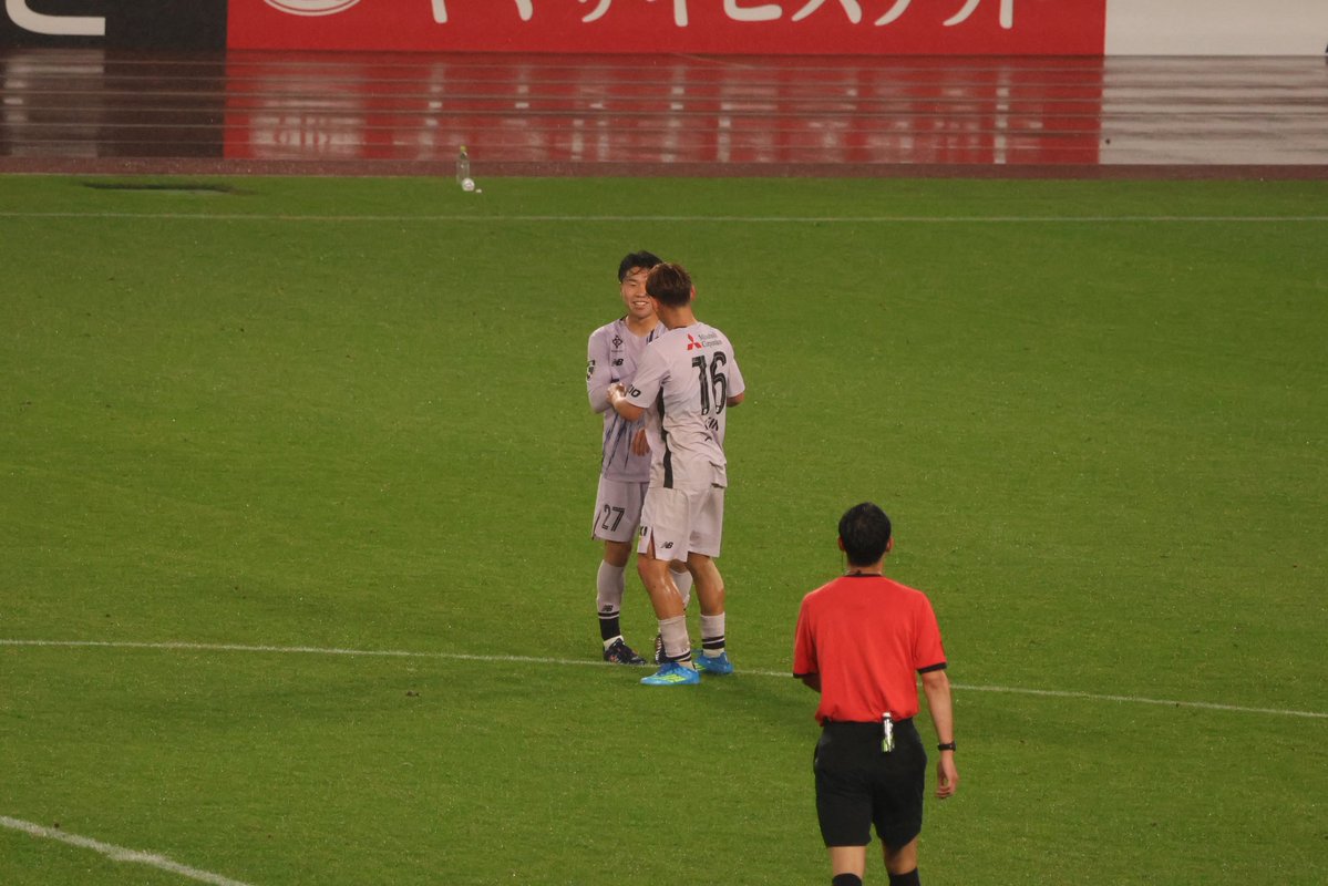 はせこ tweet media