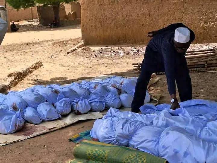 Sister__ tweet media