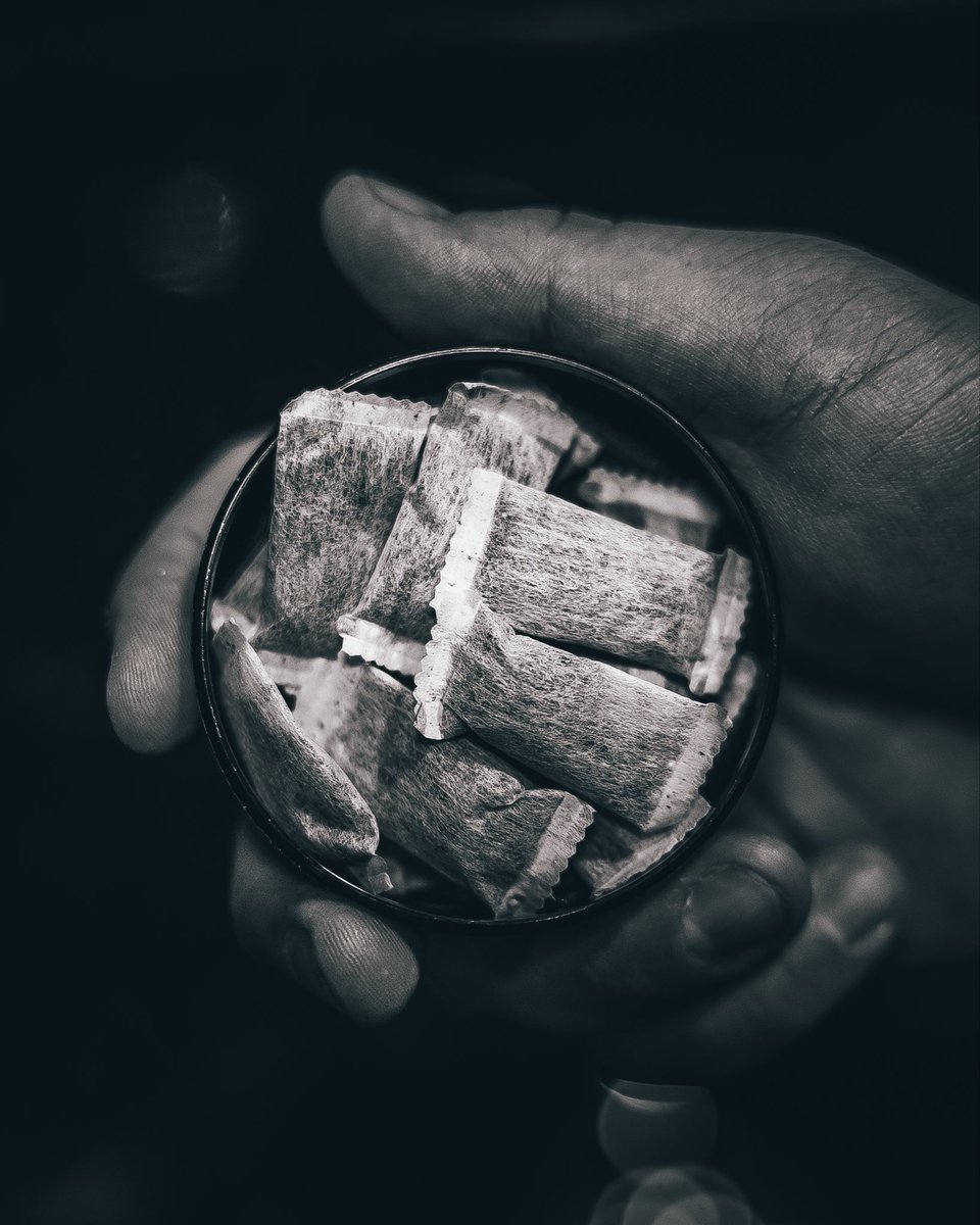 cannadips's tweet photo. The World will never be the same again. 💪 Planets first ever pre workout pouch has launched. We’ve always been into pumping iron deep in the emerald triangle. Now it’s time for the Coastal Cowboys to take their proper place on the throne. https://t.co/KAlf5q8XmD