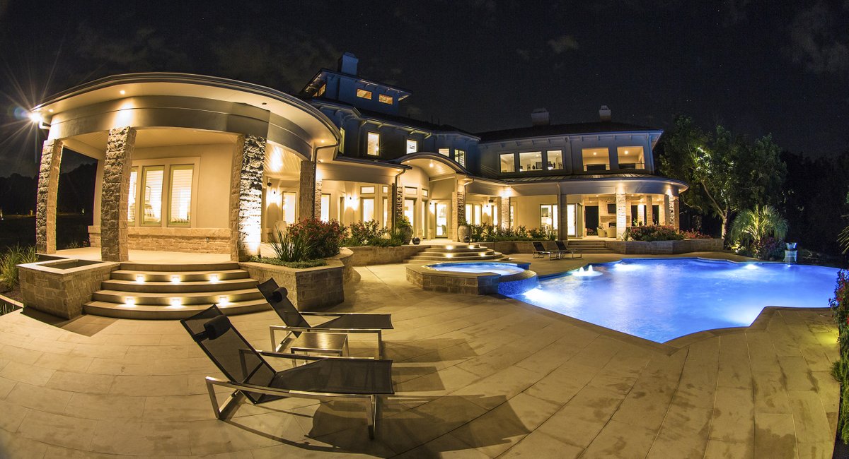 Paradym - Powered by Constellation1 tweet media