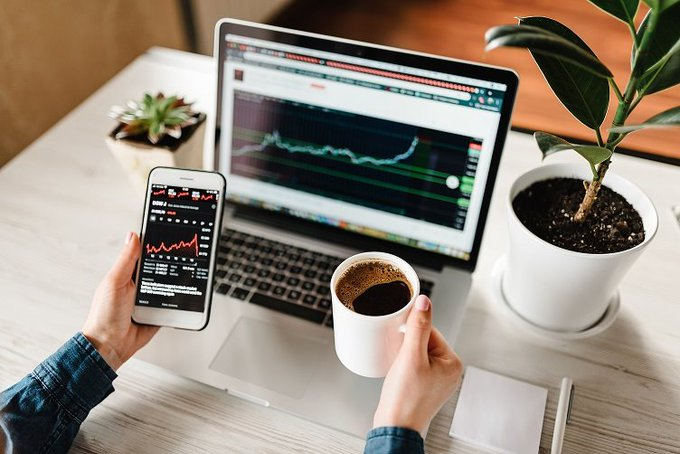 CdeInversiones's tweet photo. 🌟Operaciones disponibles por BIP 🧑‍💻

🟢Plazo Fijo de 6 a 21hs
🔵Suscripción y Rescate de FCI de 8 a 16 hs
🟢Fondo Ahorro Pesos las 24hs
🔵Operar Bonos, Acciones, Cedears, Letras y ON de 10.30 a 17 hs
🟢Apertura de cuenta comitente y cuenta cuotapartista, las 24hs https://t.co/89FyJyfhQa