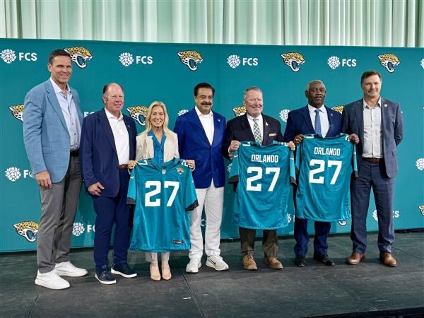 Mayor Donna Deegan tweet media