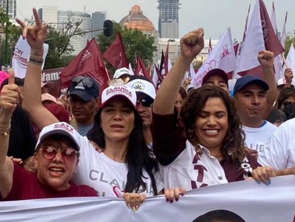 Parody CHUMI tweet media