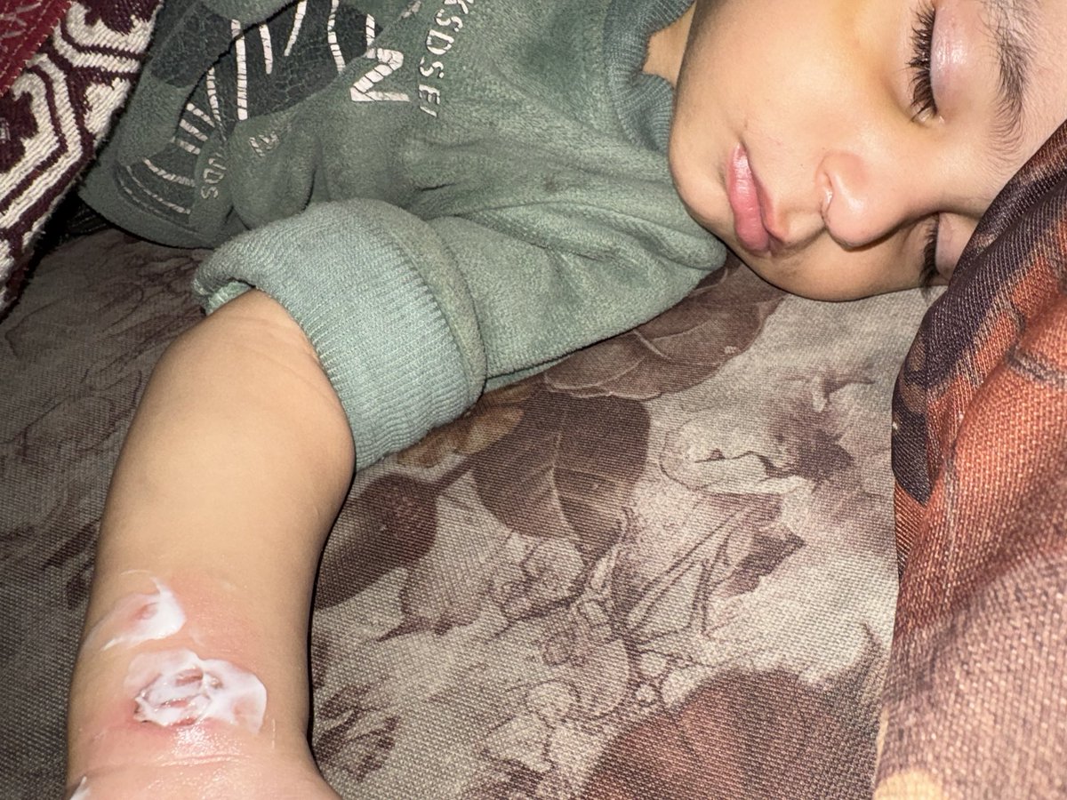 Help Sila family tweet media