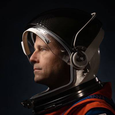 Artemis II tweet media