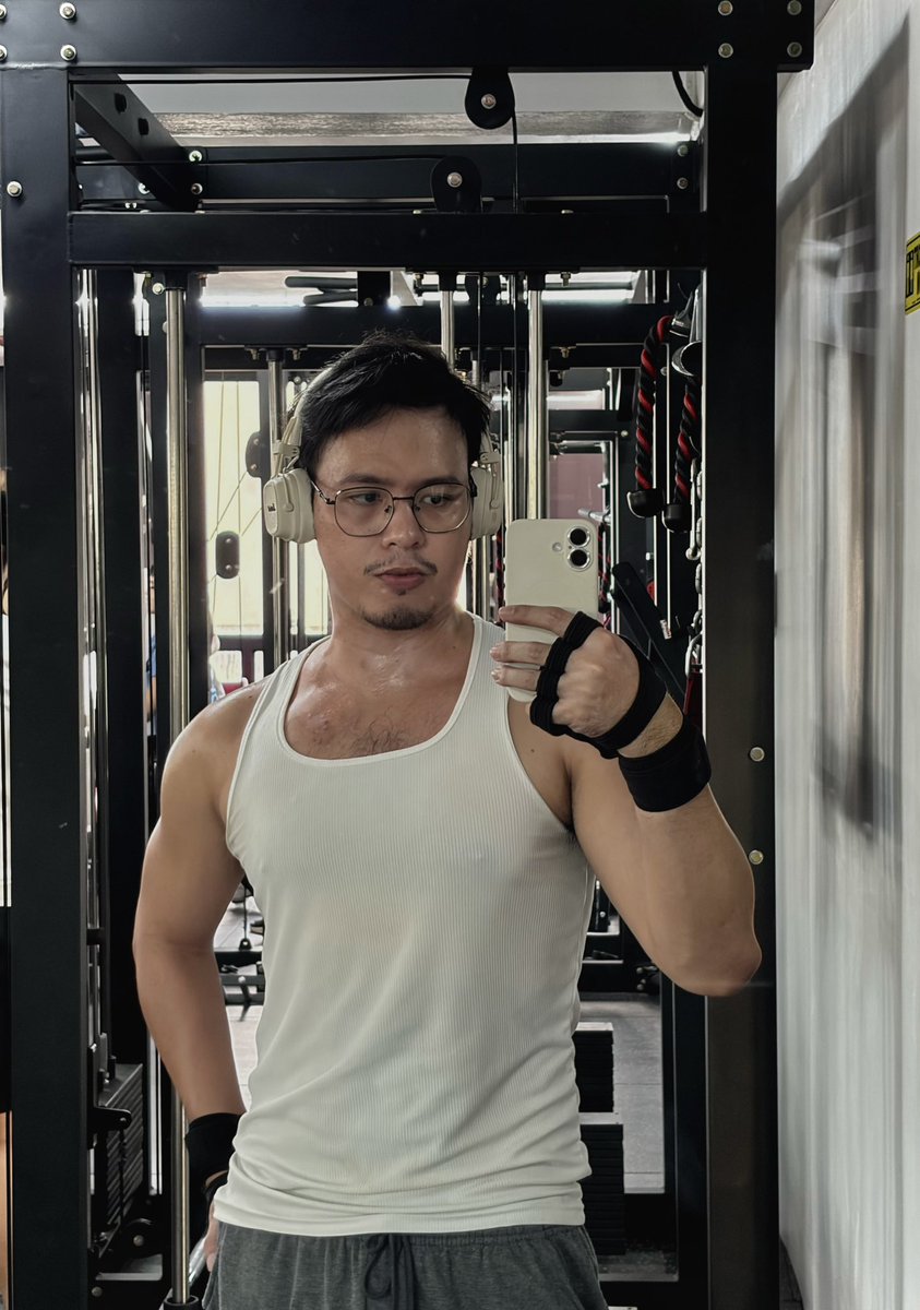 introbirdt's tweet photo. Ikaw sunod na buhatin ko. https://t.co/Z1wUW6FSZn