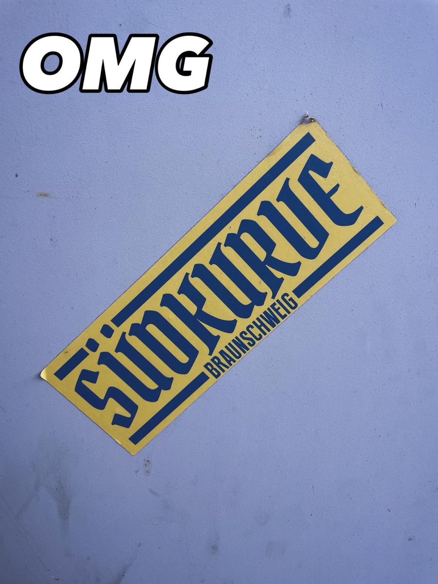 germanfootyspot's tweet photo. Found these traveling in Liverpool #groundhopping #streetartfootball #footballstickers #stickerflex https://t.co/SLJYVth3ah