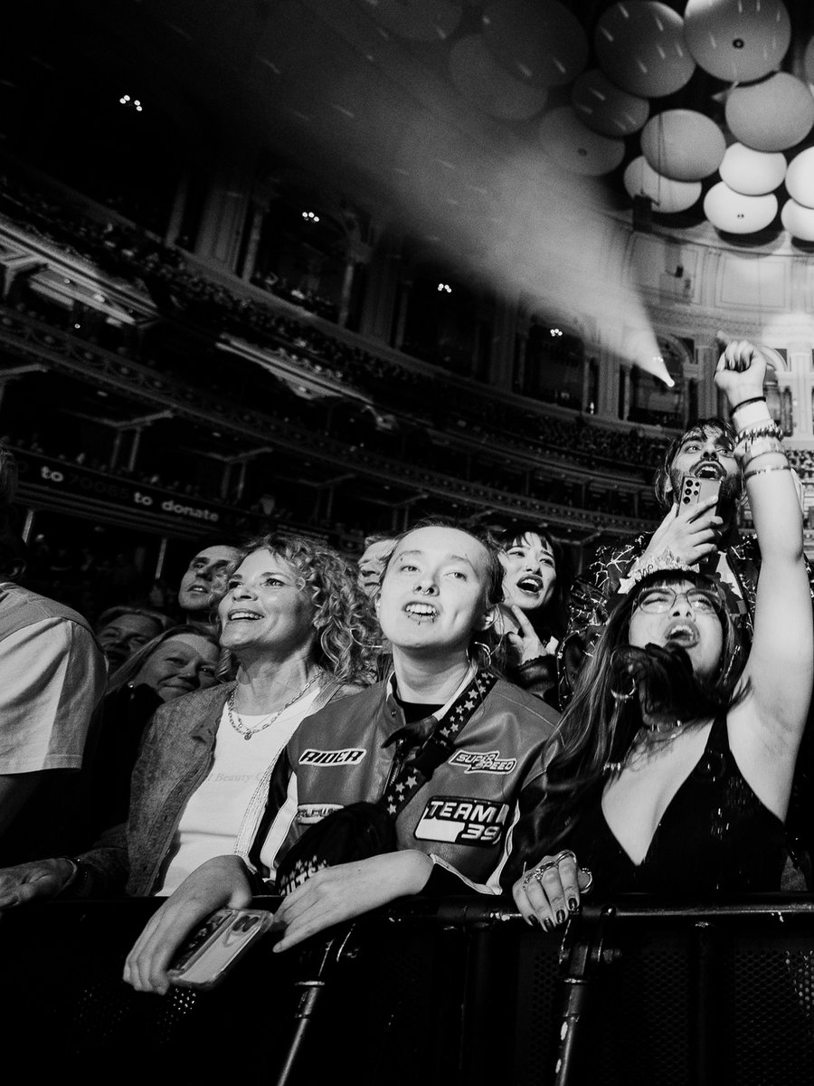 Wolf Alice tweet media