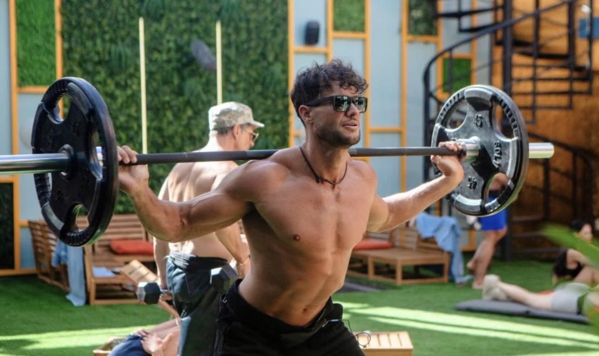 𝐂𝐋𝐀𝐔 𝐌𝐄𝐍𝐃𝐄𝐙 ❤️‍🔥 tweet media