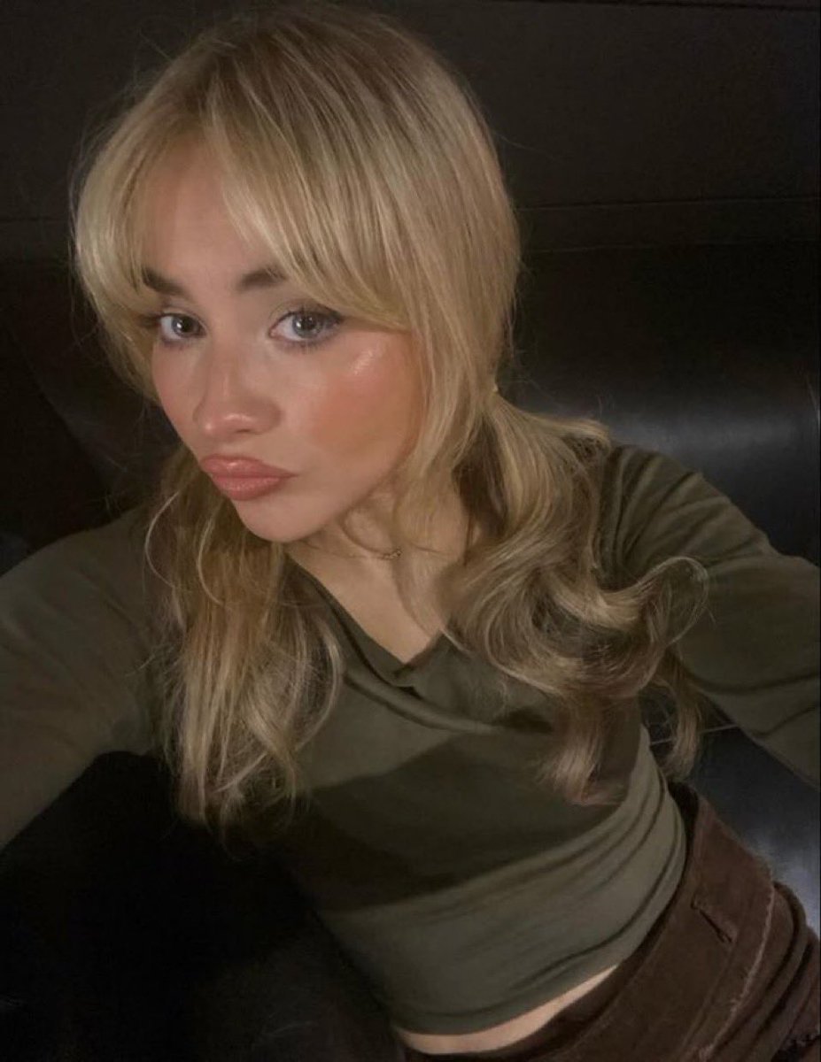 rue𐙚🧚‍♀️ misses sabrinaween tweet media