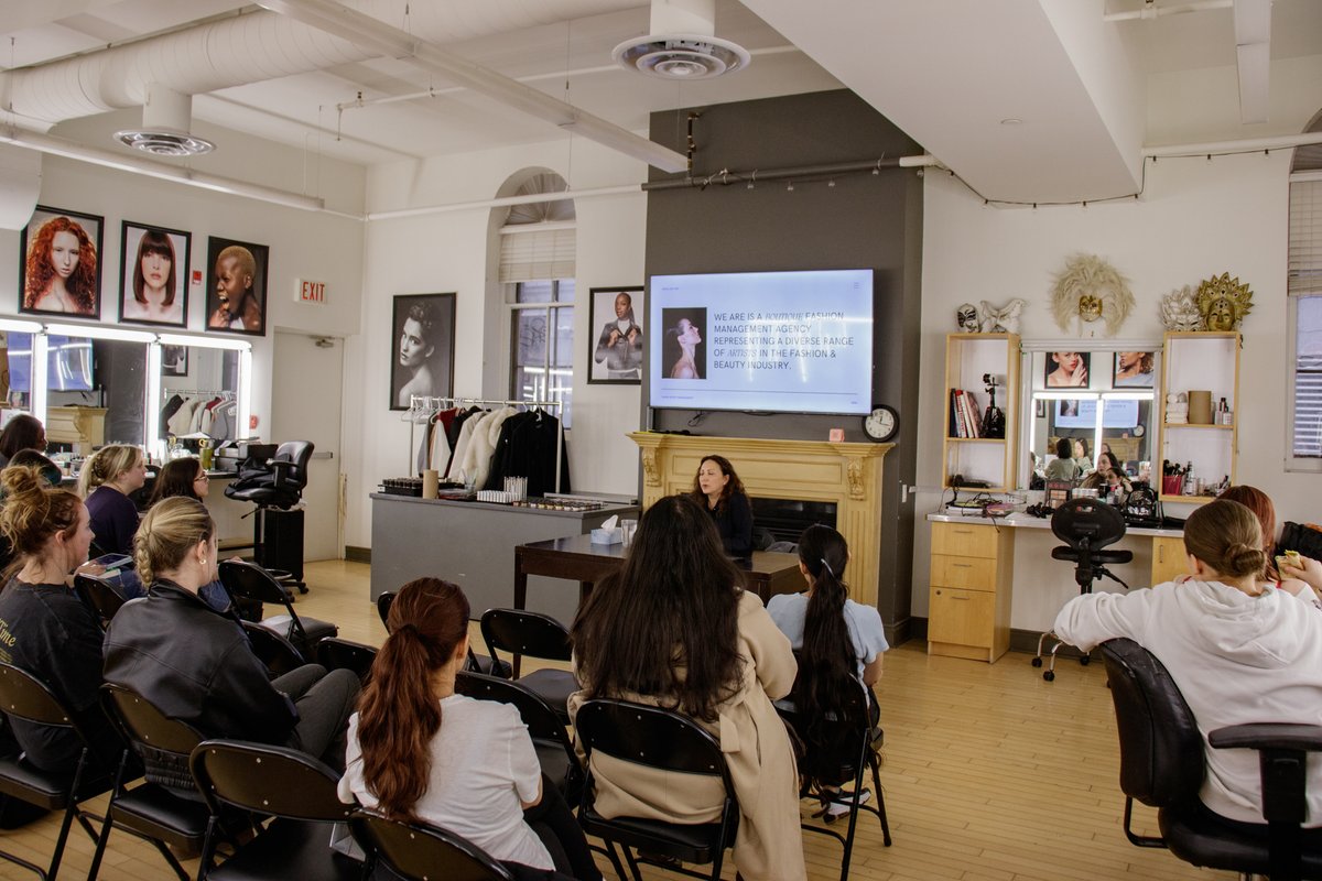 CMU College of Makeup Art & Design tweet media