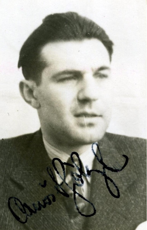 Auschwitz Memorial tweet media