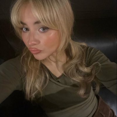 rue𐙚🧚‍♀️ misses sabrinaween tweet media