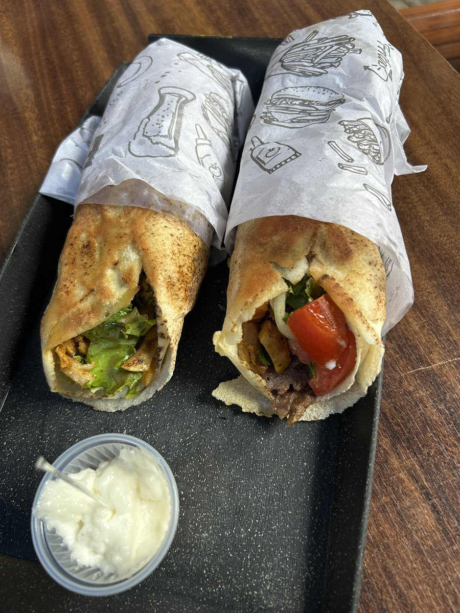 laurinha tweet media