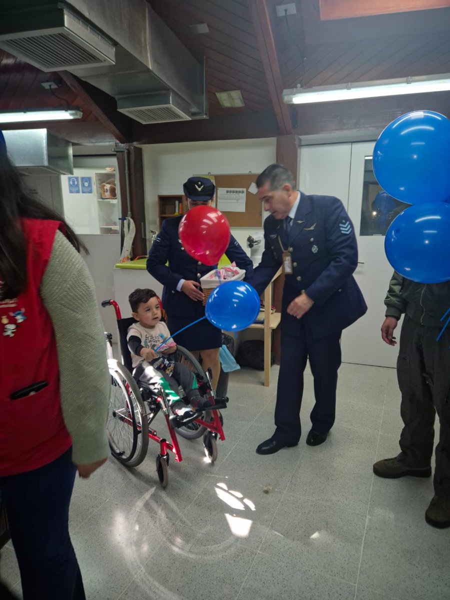 Fuerza Aérea de Chile tweet media