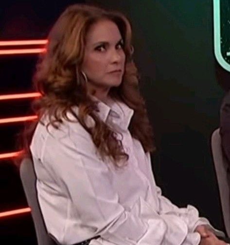 azul 🐝 tweet media