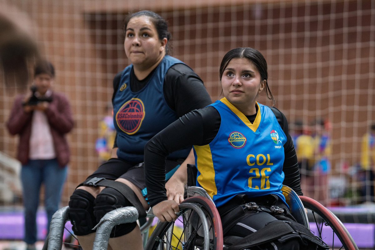 IDRD's tweet photo. Cinco deportistas del #EquipoBogotá integran la Selección Colombia Femenina de Baloncesto en Silla de Ruedas, que en junio próximo jugará el repechaje para buscar un cupo al Campeonato Mundial en Otawa, Canadá. 💛❤️

Están en Bogotá en la primera concentración del equipo, hasta el próximo martes. La próxima concentración será a finales de abril. 

Ellas son: Natalia Barreto, Leidy González, Caren Dueñas, Sandra Santos y Milena Suaza. ¡Felicitaciones a nuestras deportistas, todas unas campeonas! 🔥

#AquíSíPasa, Bogotá, mi ciudad, mi casa.