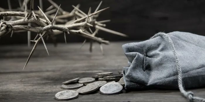 isaacamoyaw's tweet image. Betrayal comes from where you least expect it. Insurance is the one that stays loyal. #SpyWednesday
#InsureWithAmoyaw #lifeinsurance