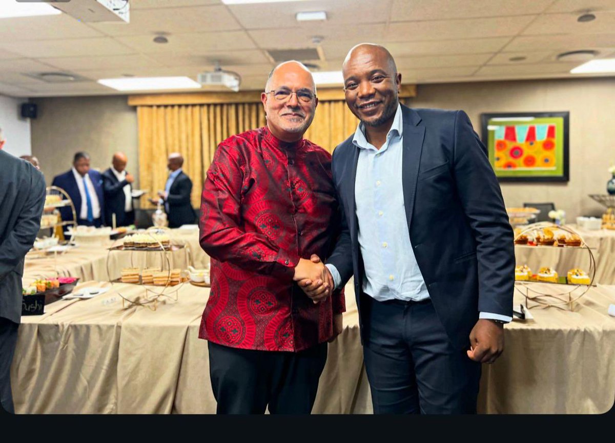 Mmusi Maimane MP tweet media