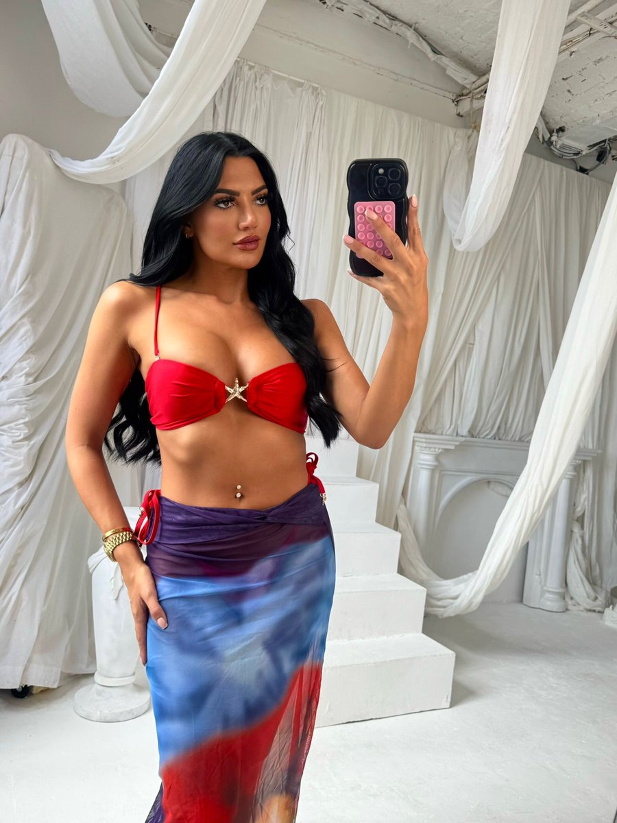 Abbie holborn 🦄 tweet media