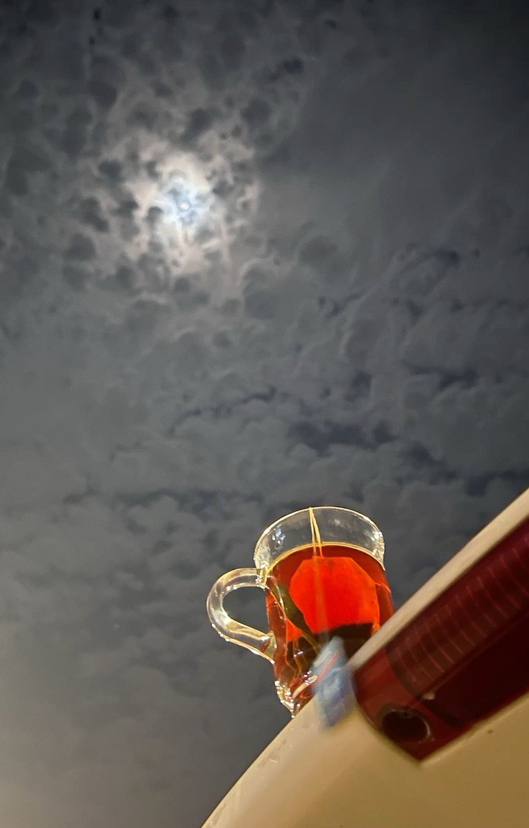 شاهي وقمرا وجلسات الحوش وبراااد 
نعيييم نعييم يالله لك الحمد♥️