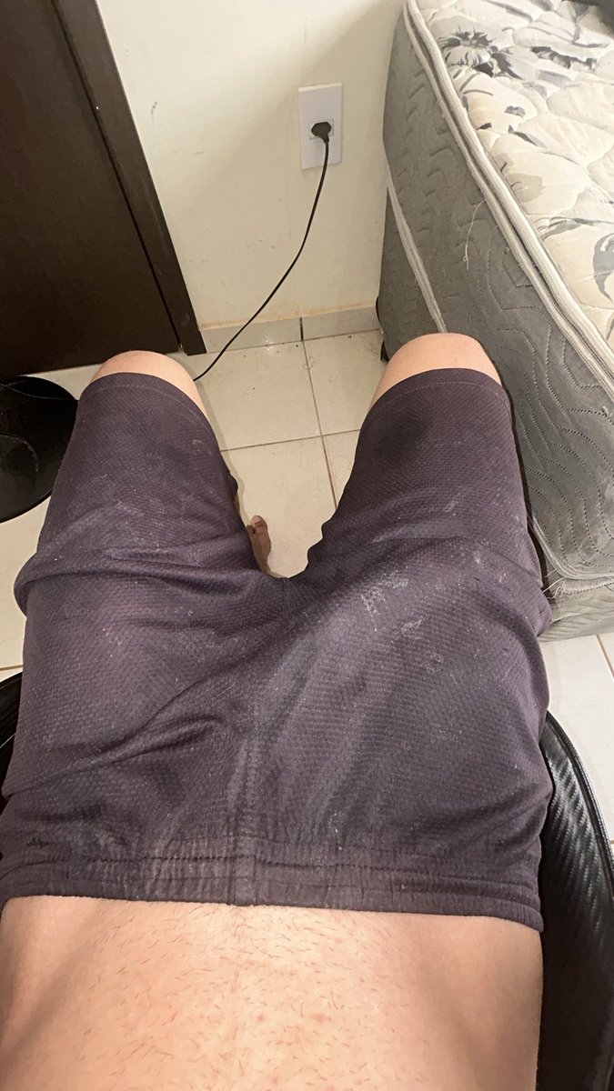 leo_edenvik's tweet photo. Quase 2 meses gozando nesse short tá mo cheirão de porra nele😵‍💫🥴

#BRODERAGEMㅤㅤ 
#PINTOSAWARDS 
#PINTOAWARDㅤㅤㅤ 
#pig #novinhodopirocão #gay 
#chudai #perv #BROTHERAGEMㅤ https://t.co/jeqQQqT7ub