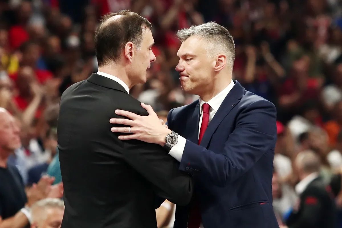 siemprerojoblanco tweet media