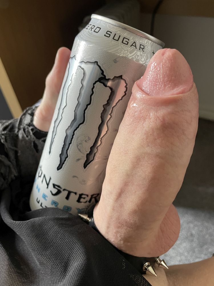 exposebae tweet media