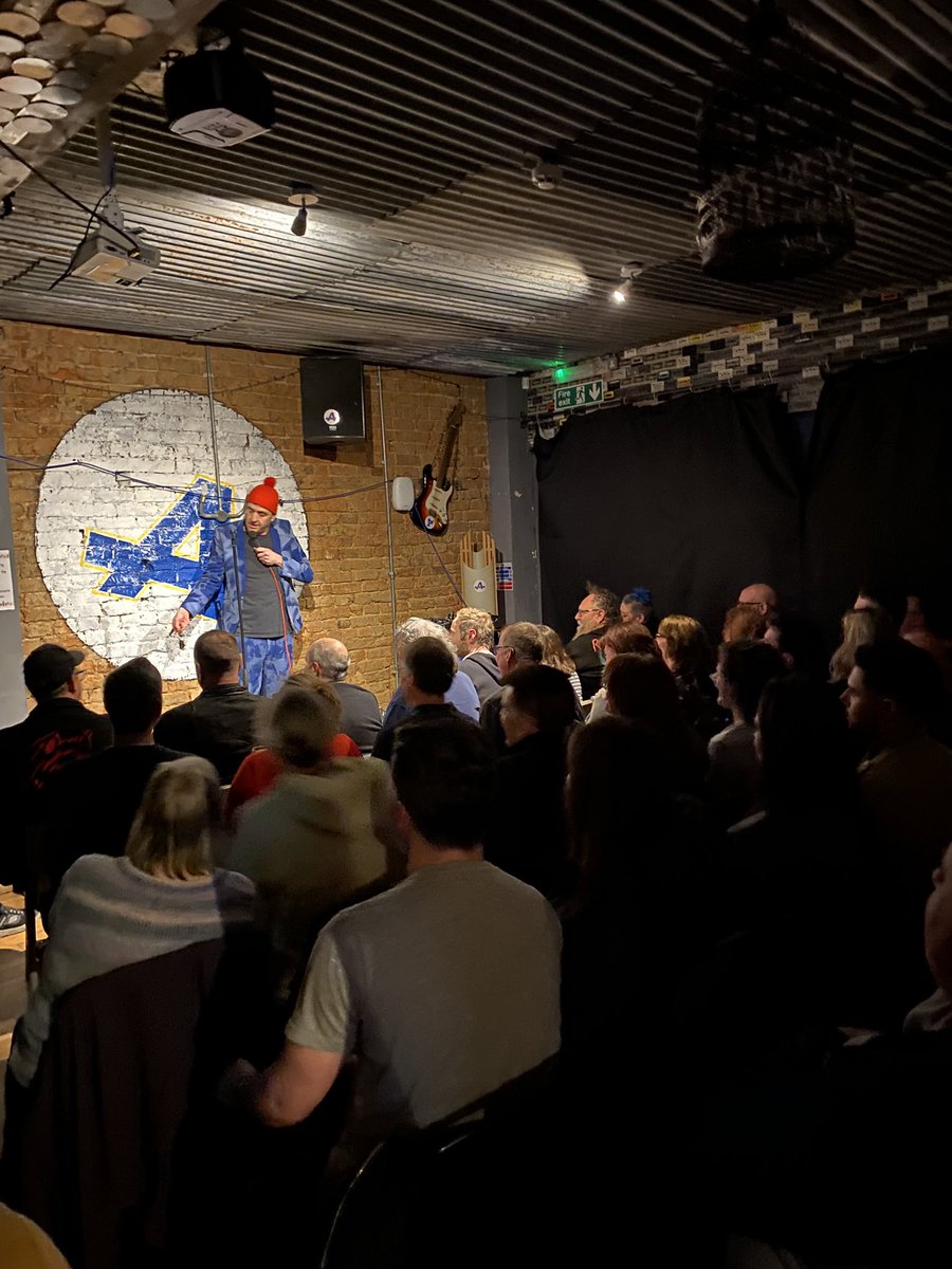 rocktheatic tweet media