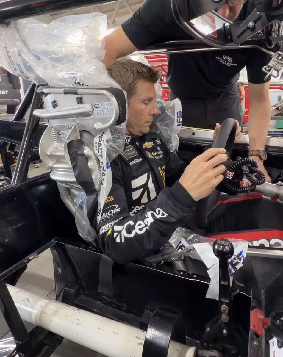 nascarcasm tweet media