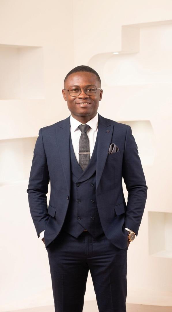 Nana Boateng (Naboat) tweet media