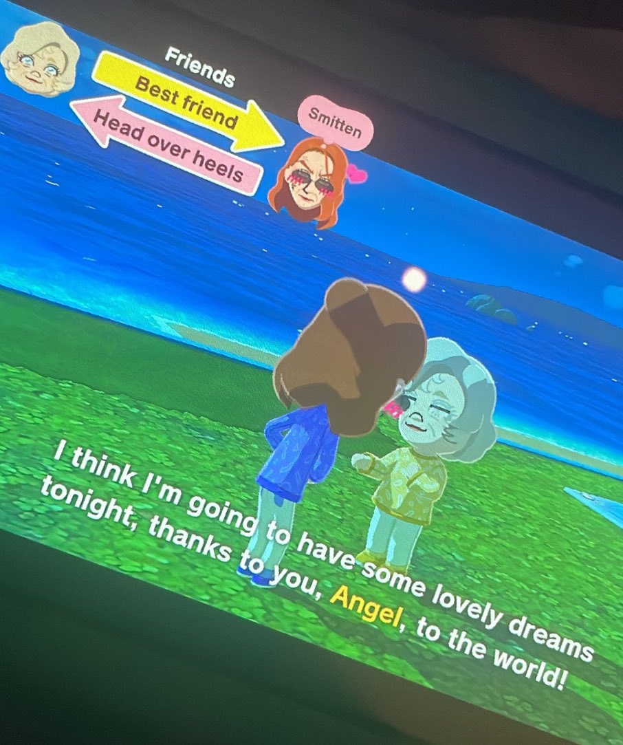 elio 🐍✩ to the world 🥂🪽 tweet media