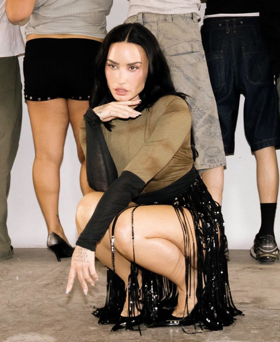 Demi Crave tweet media