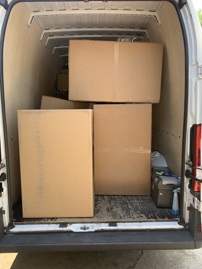 †xknight† tweet media