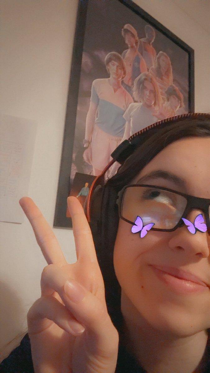 mimigranger_'s tweet photo. I AM BACK AFTER A LIL 3 WEEK BREAK AND WE’RE PLAYING THE LAST OF THE LEGO STAR WARS EPISODES!!

COME HANG OUT <3

https://t.co/lnIDSaoOSz https://t.co/wRfVFyCILm
