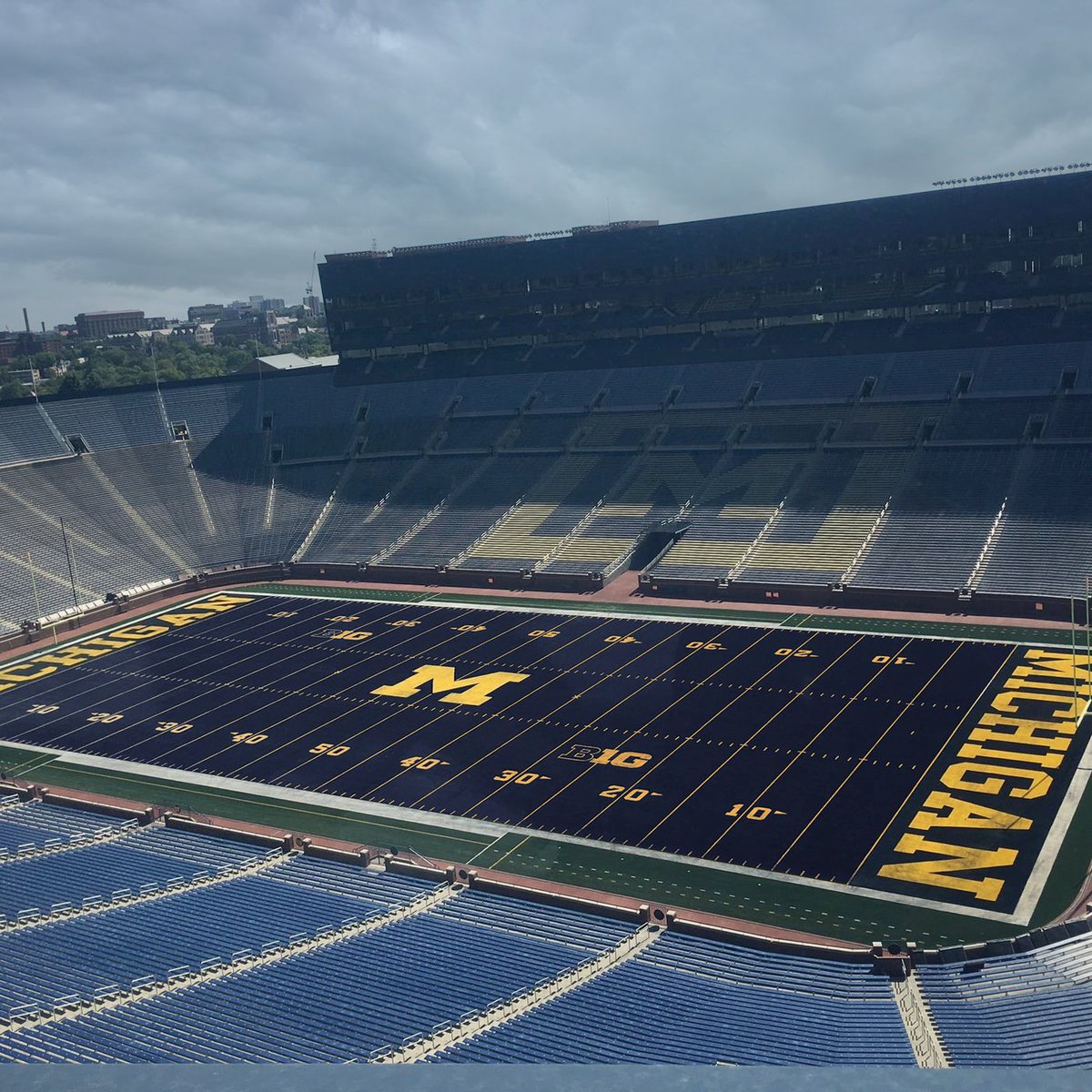 Swanky Wolverine tweet media