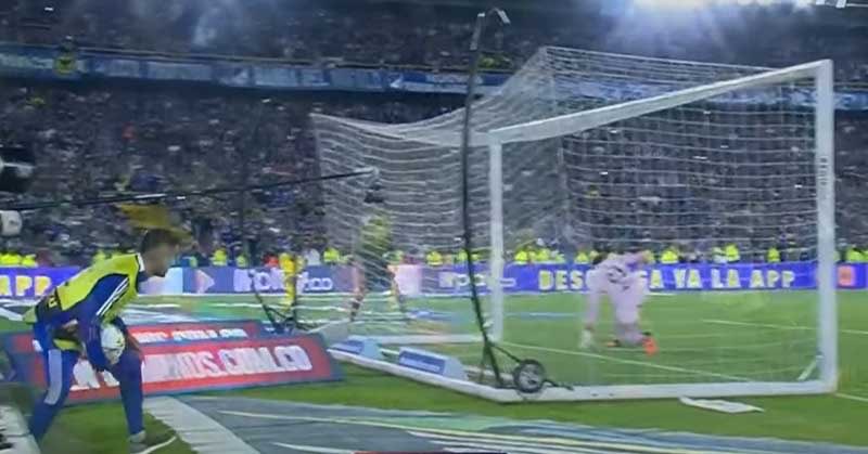 Muchos tratarán de imitarte, pero ninguno te iguala. (?)